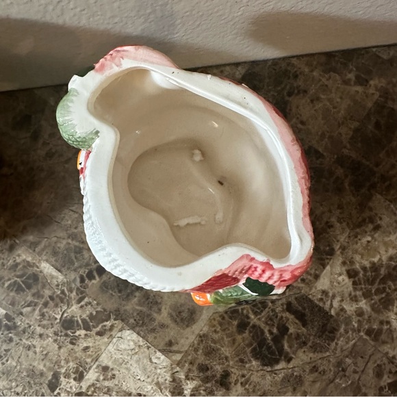 Christmas Santa And Snowman Sugar And Creamer Containers - Picture 7 of 14